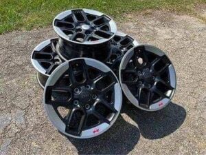 Jeep Wrangler JL Max wheels 17"